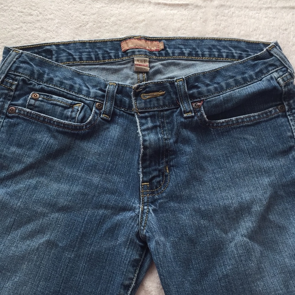 Abercrombie and Fitch size 6R stretch jeans